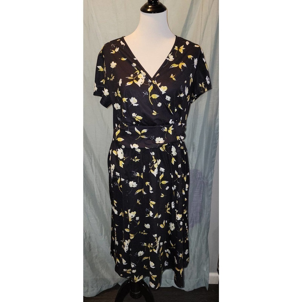 NWT Black floral dress xl